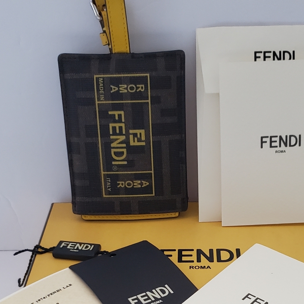 💖100% Authentic FENDI Luggage Tag, Special Limited Edition FENDI Bag Tag - Picture 12 of 12